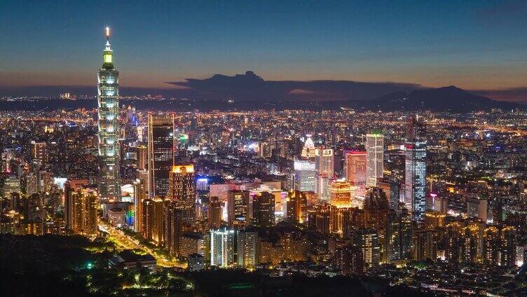 台湾城市夜景101大厦延时拍摄太阳落山到
