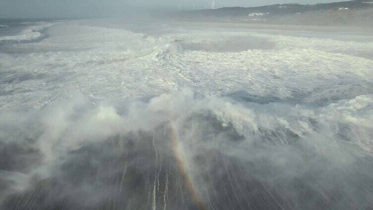 壮阔雄伟海浪