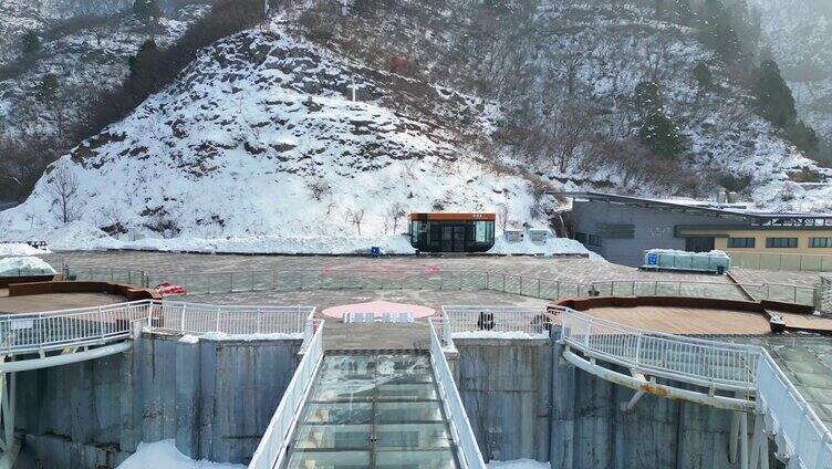 峰林峡青龙峡天空之恋情人节冬季峡谷风实拍