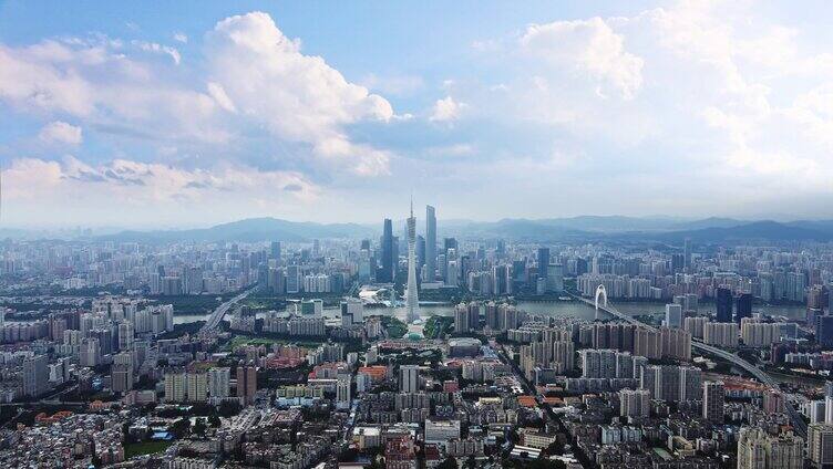 天气晴朗的广州塔 中轴线