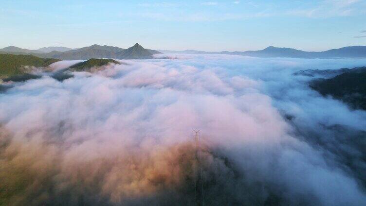 山顶云海景观