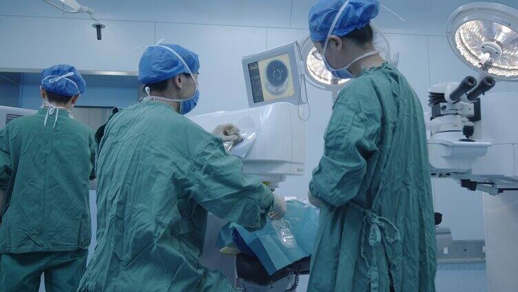 医院手术手术室医生外科手术抢救