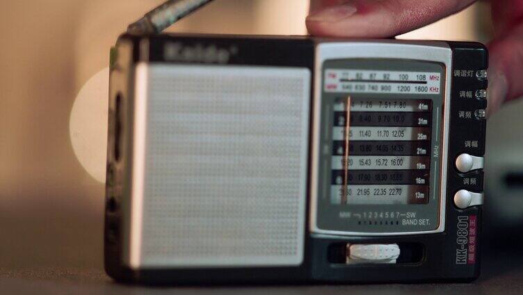 老式收音机-怀旧