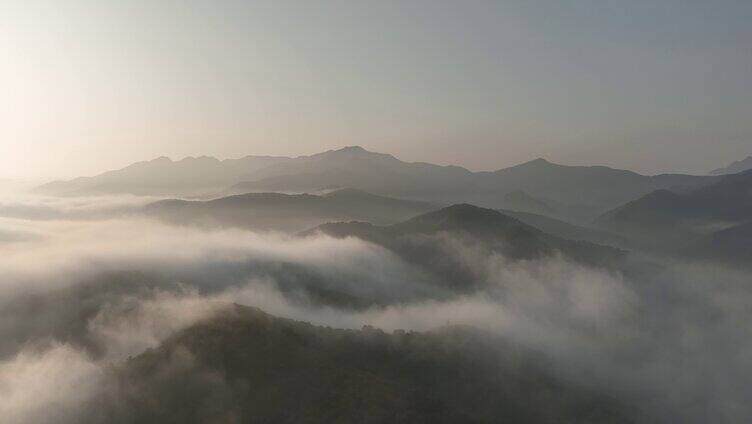 航拍千山云雾缭绕