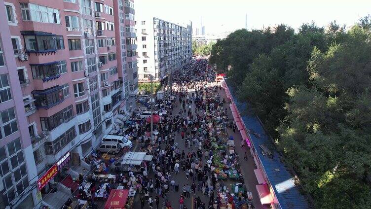 沈阳小河沿早市人群 沈阳人文