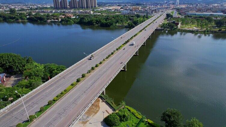 航拍漳州大桥建筑风光