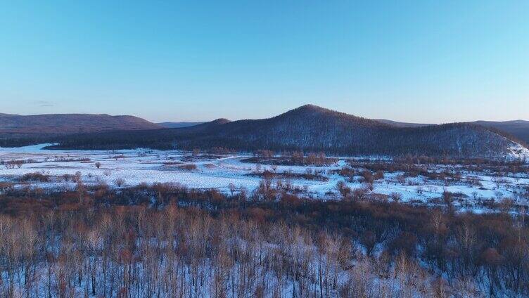 大兴安岭冻土森林湿地雪景