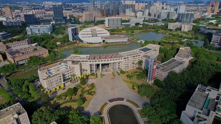 航拍福建医科大学