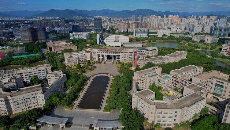 航拍福建医科大学