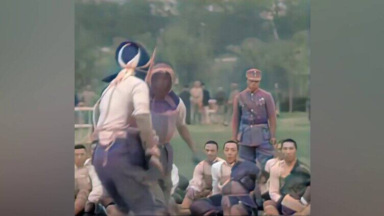 1934年南京陆军学院进行拼刺训练