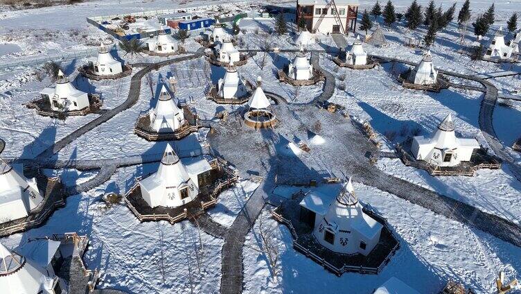 内蒙古敖鲁古雅撮罗子营地雪景