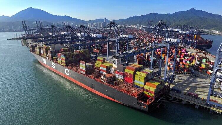 海港港口货轮停靠装卸集装箱「组镜」