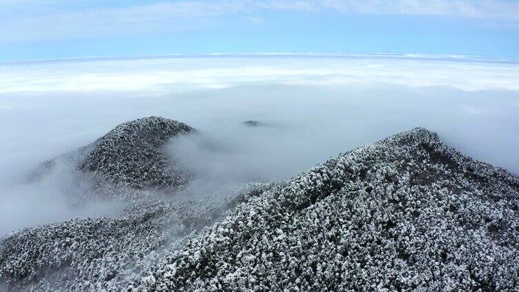 庐山雪景美景白雪皑皑阳光照射【单镜】