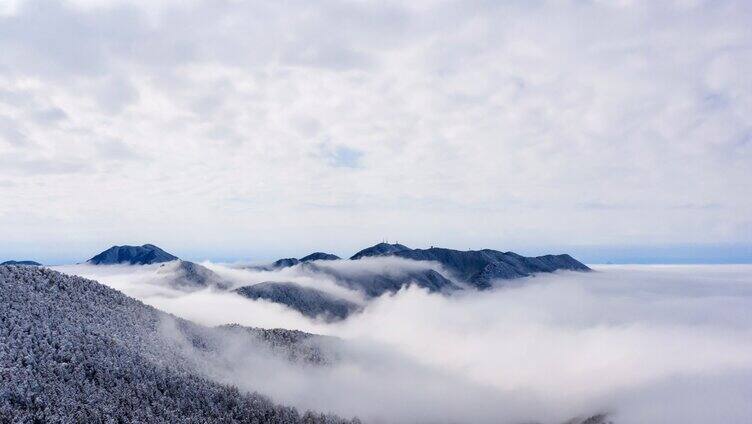 庐山山峰雪景大雾风光延时摄影【单镜】