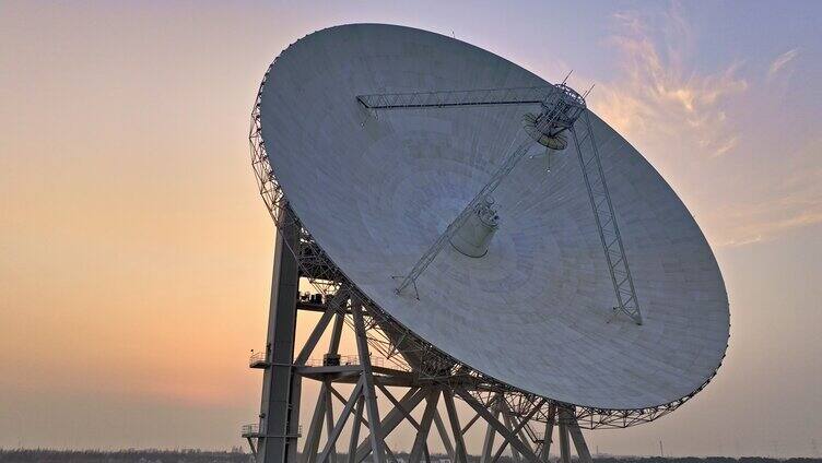 日落晚霞雷达站射电望远镜「组镜」