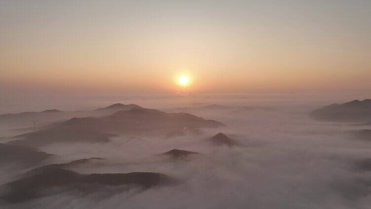 航拍千山云雾缭绕日出