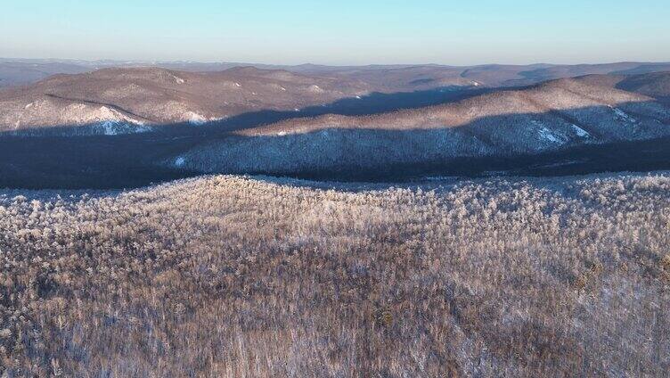 航拍大兴安岭林海雪原暮色