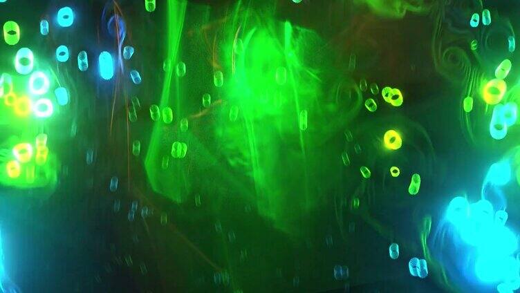 绿色粒子流动