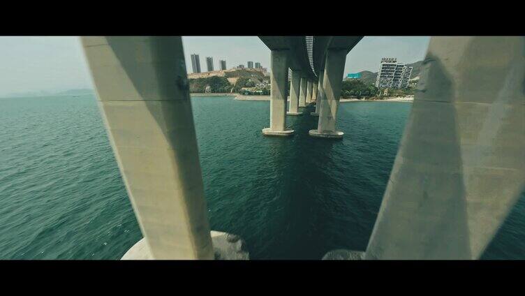从跨海大桥俯冲而下FPV穿越机震撼视角