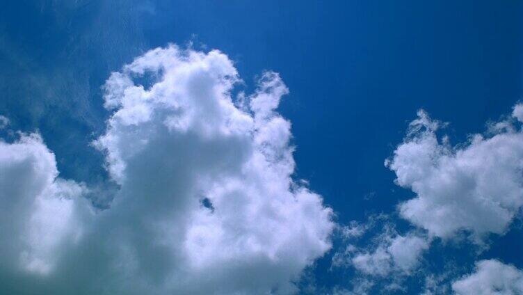蓝色天空白云自由变幻