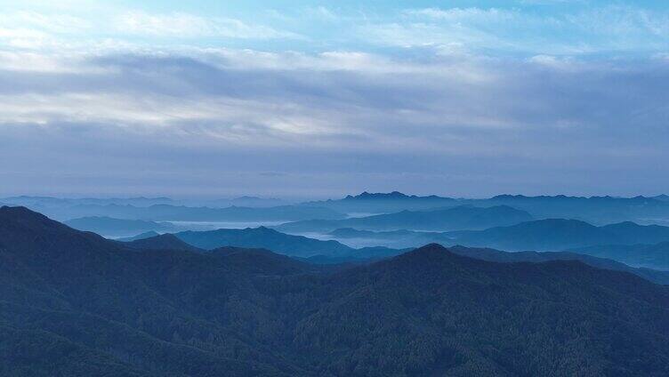 航拍黎明千山风光