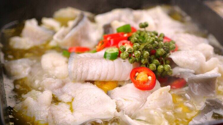 水煮鱼-麻辣鱼-金汤酸菜鱼-水煮鱼-炖鱼