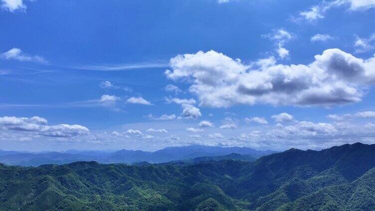航拍大自然美丽风景青山绿水蓝天白云