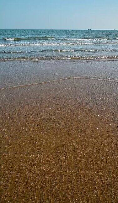 无人海边沙滩海浪