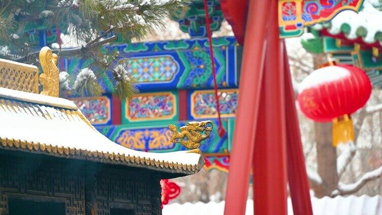 北京冬季下雪天寺庙烧香祈福庙宇风光