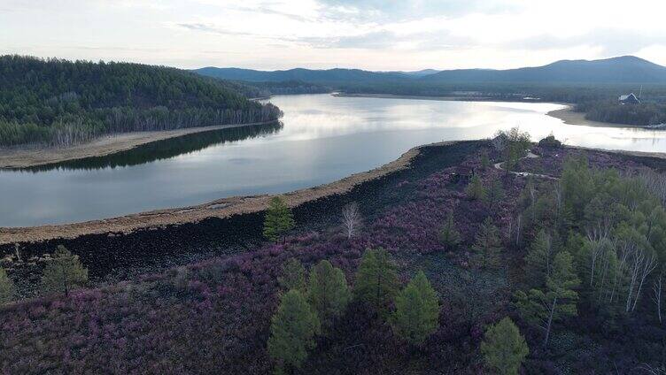 航拍内蒙火山堰塞湖达尔滨湖