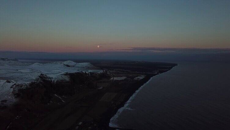 冰岛海面的日落