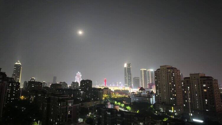 4K高清实拍城市夜晚月光