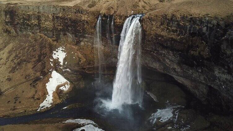 冰岛赛里雅兰瀑布