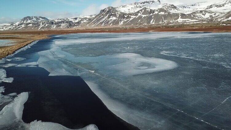 冰岛的大雪山