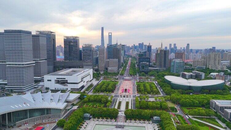 航拍上海浦东世纪大道中轴线火烧云夜景