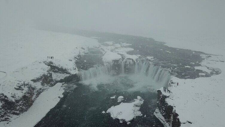 冰岛众神瀑布