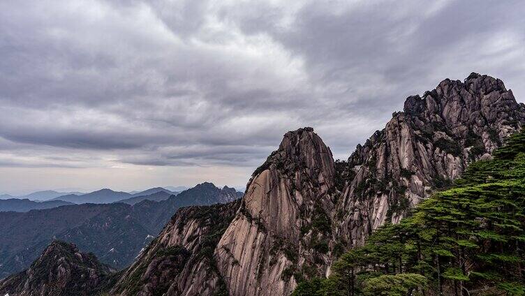 黄山迎客松实拍