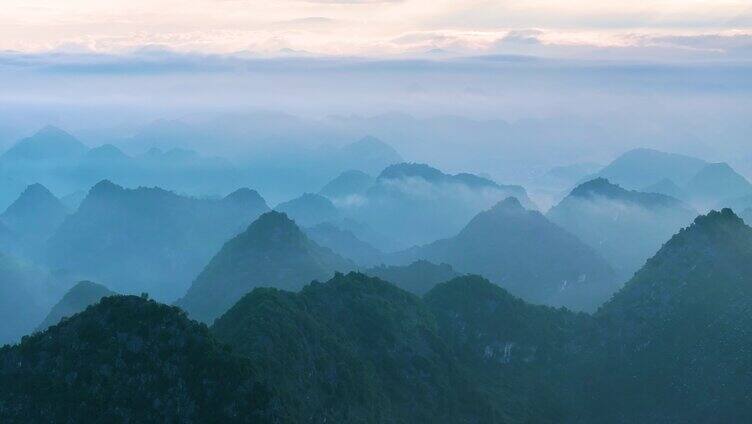 群山云海日出延时