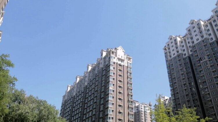 小区 人工湖 住宅楼 凉亭 树  