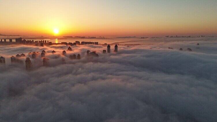 厦门平流雾日出水晶湖郡延时 视频