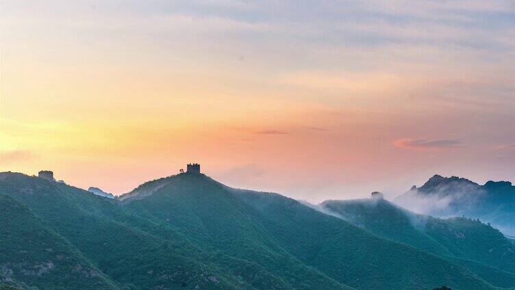 航拍北京司马台长城日出朝霞