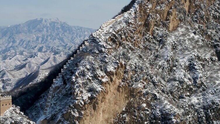 航拍北京司马台长城雪景风光