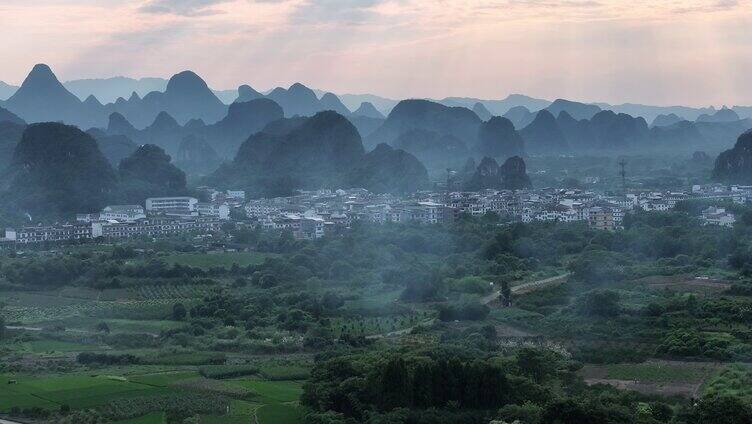 桂林山水丁达尔光线