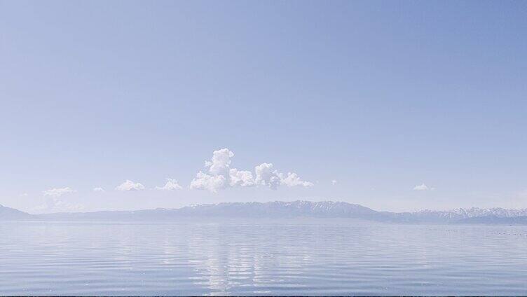 赛里木湖-蓝色的故乡
