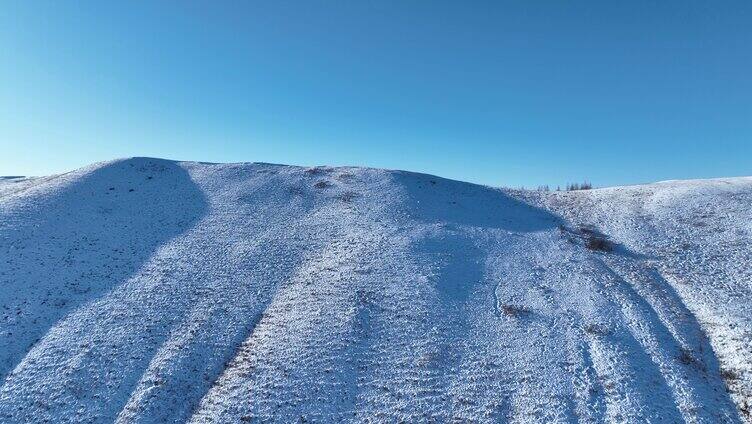 呼伦贝尔雪域丘陵山岭雪景