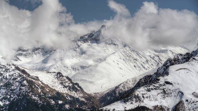 雪山云雾延时