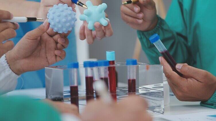 实验室科研人员团队研究病毒