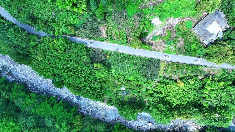 崇州鸡冠山山间溪水