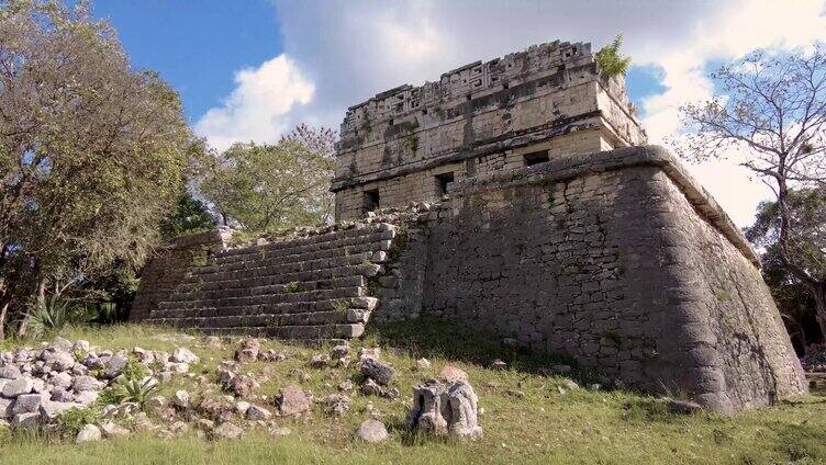 墨西哥奇琴伊察玛雅城邦遗址玛雅金字塔