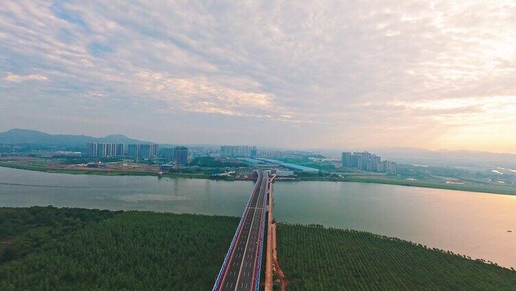 4k长沙湘江香炉洲大桥航拍